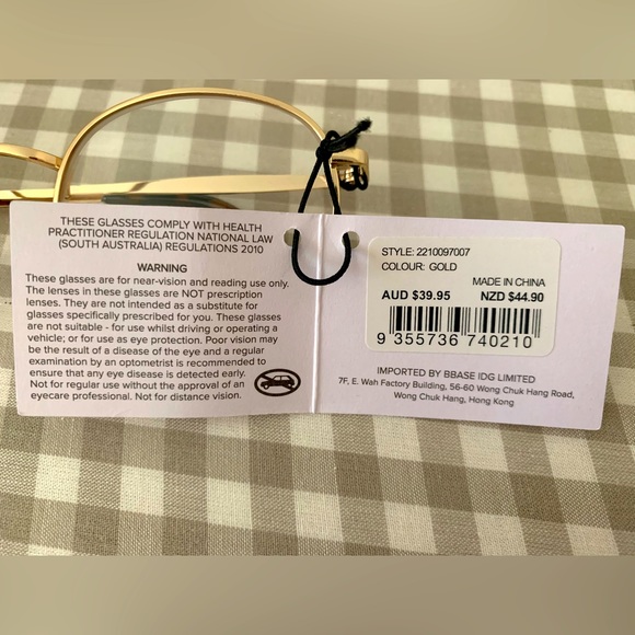 Seed Heritage Gold Reading Glasses + 2.00 - Picture 3 of 3